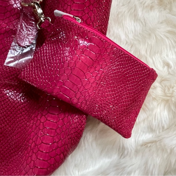 Array Pink Snakeskin Tote Bag - Picture 2 of 6